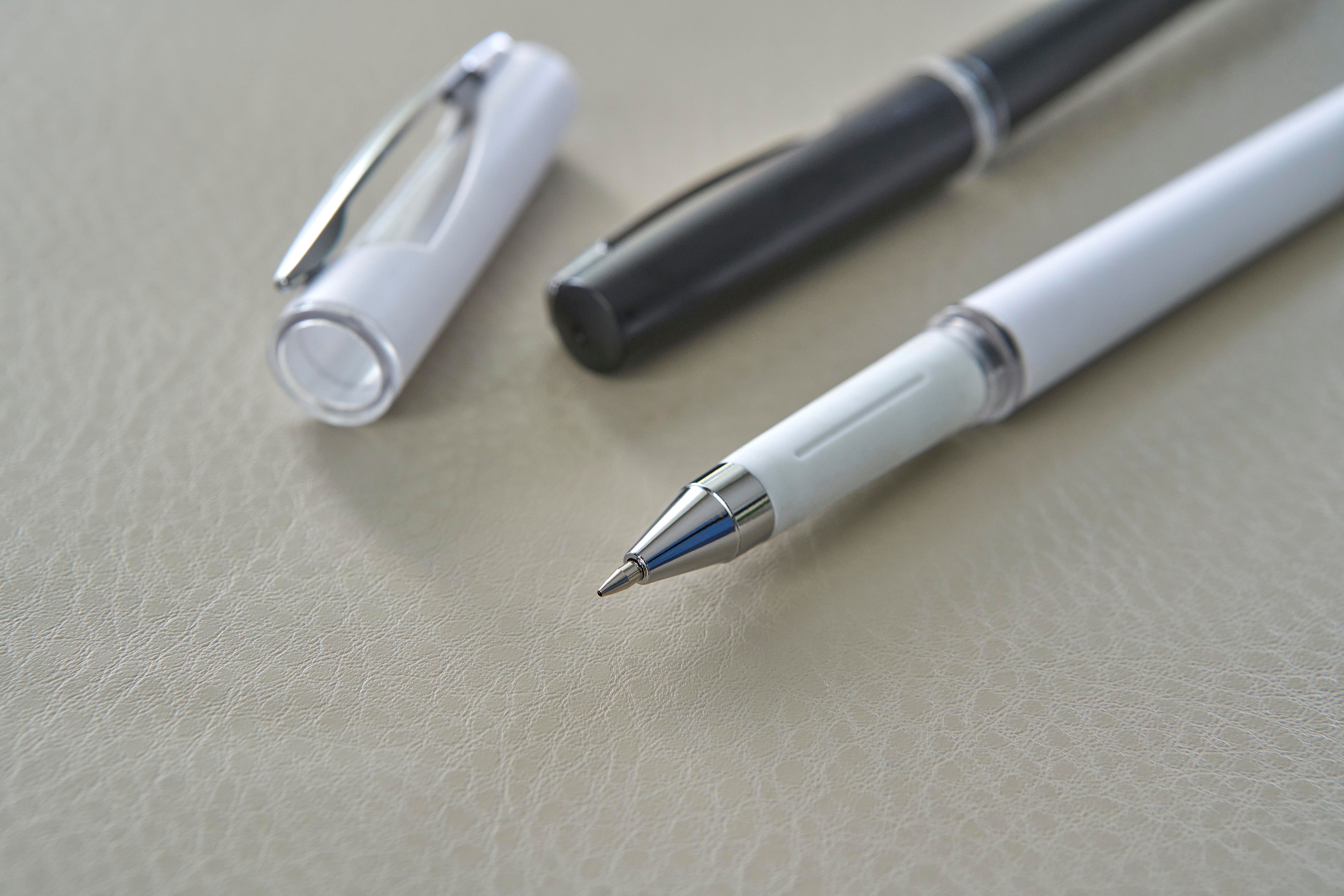 Gelpen Karin | Metalen clip thumbnail