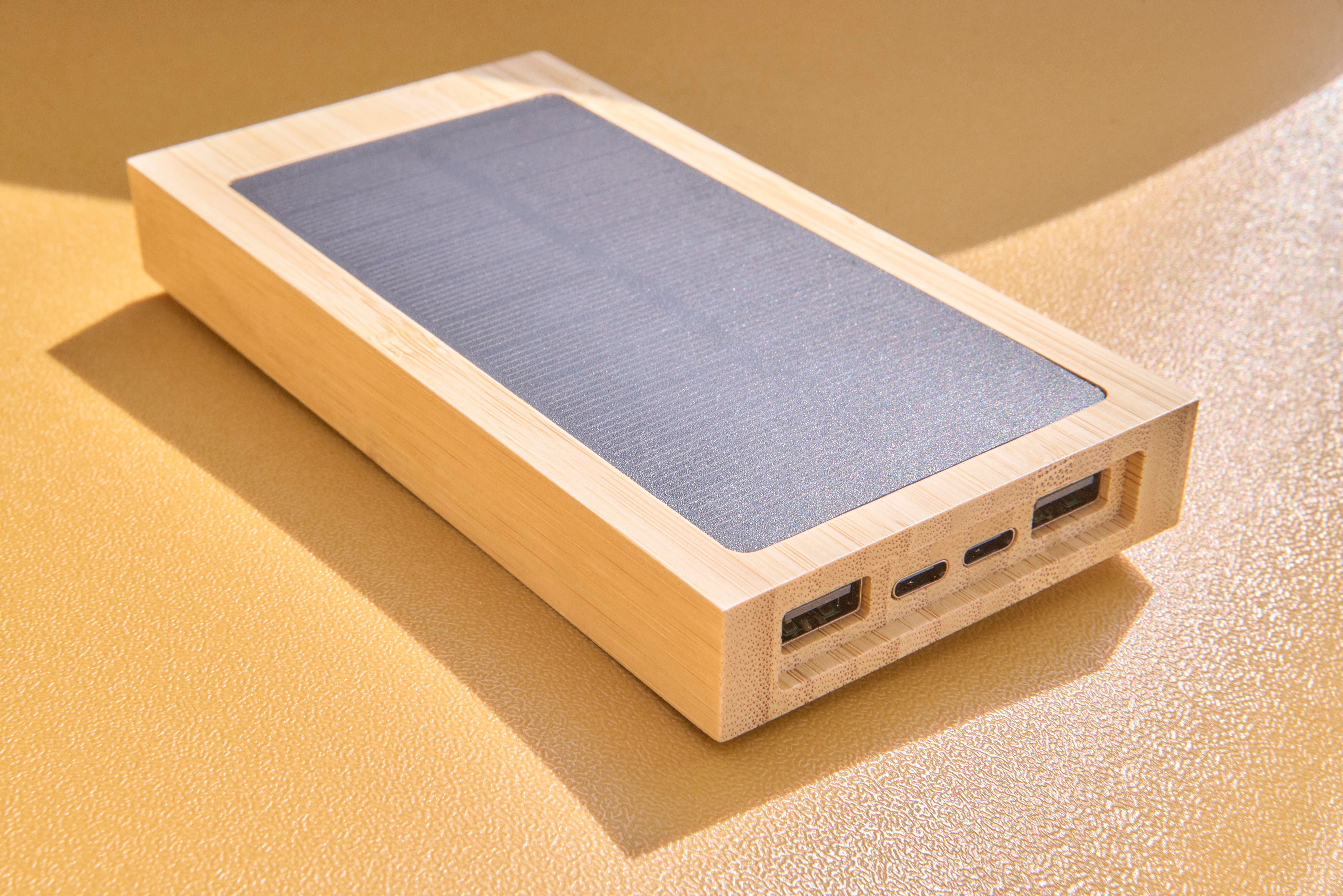 Powerbank Elz | Bamboe | Solar | 10.000 mAh thumbnail
