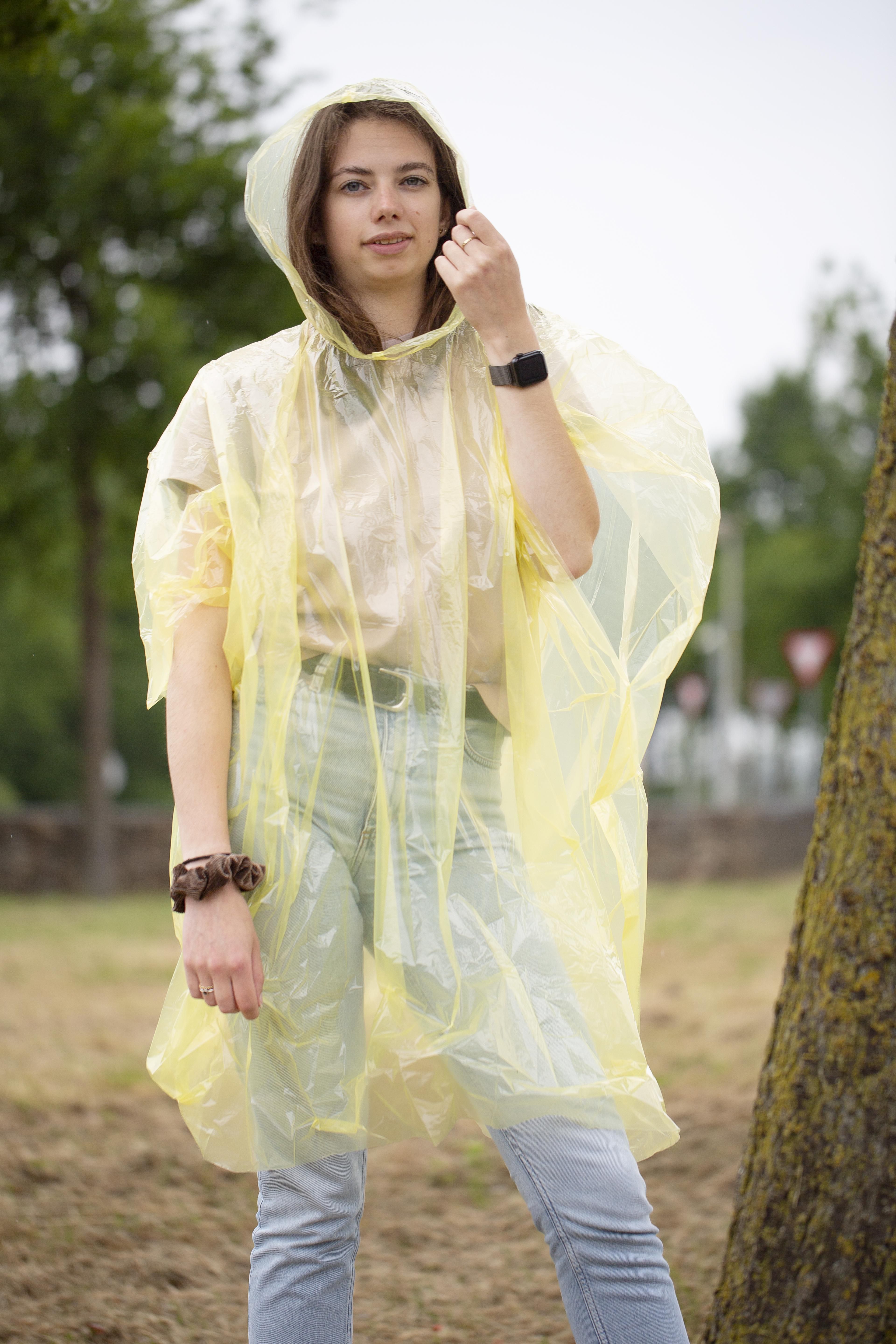 Regenponcho Pablo thumbnail